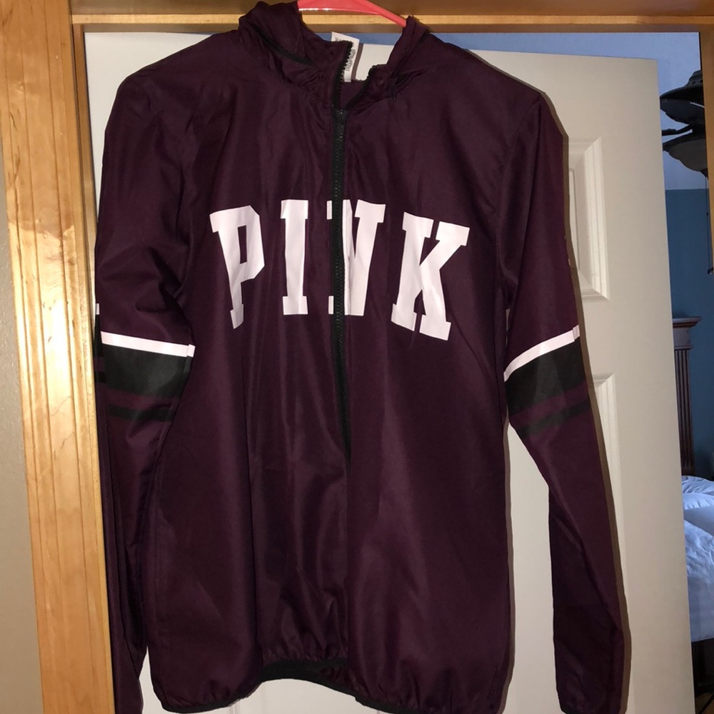 VS PINK maroon windbreaker